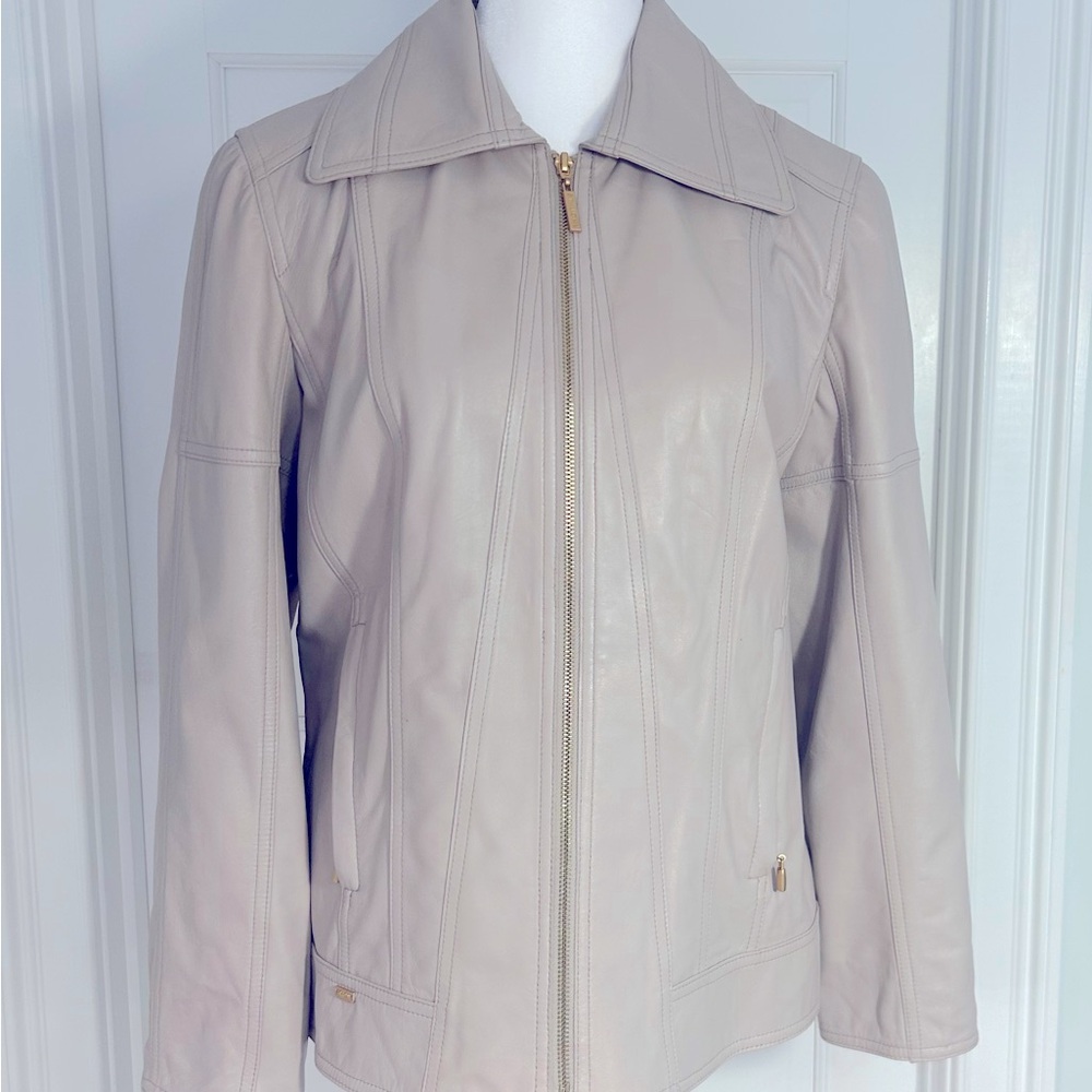 ELEGANT!! RARE St. John Leather Jacket Worn Once! Size L, Gold tone Hard…
